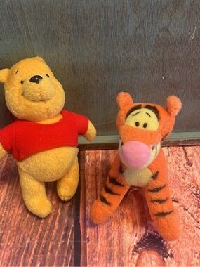 Avon Vintage Disney Winnie The Pooh & Tigger Ornaments